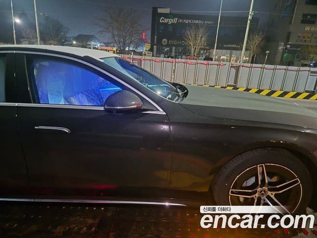 Mercedes-Benz E-класс W214 AMG Line, 2026 3