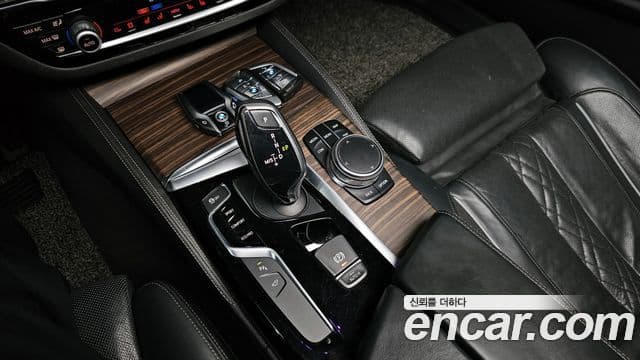 BMW 5시리즈 (G30) 520d xDrive M Sport Plus, 2018 9