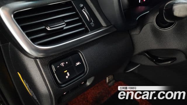 Kia K5 2세대 Noblesse Special, 2016 16