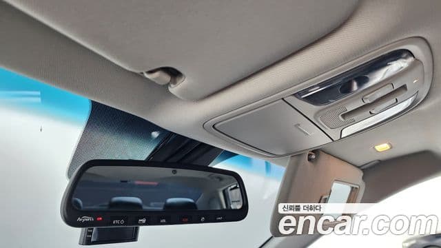 Kia K5 2세대 Noblesse Special, 2016 17