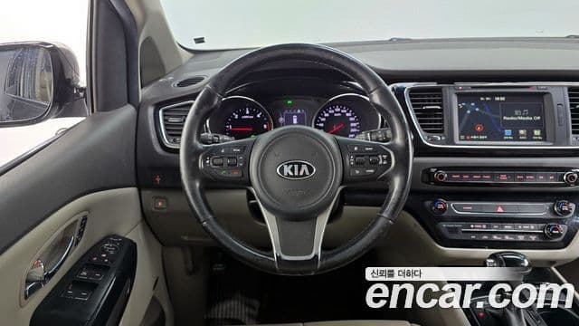 Kia All New Carnival Noblesse, 2016 13