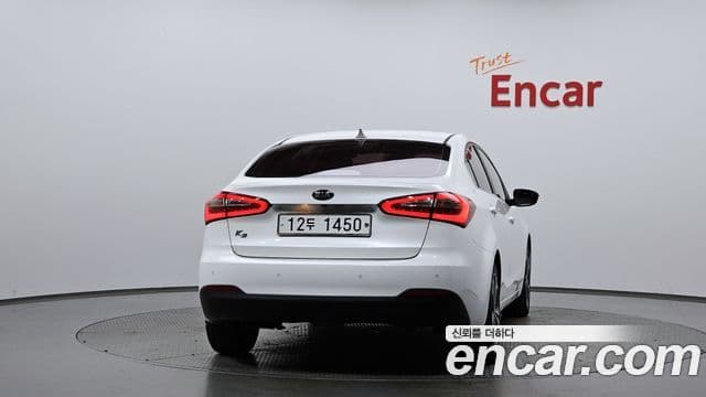 Kia K3 Trendy, 2014 4