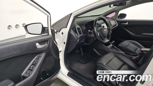 Kia K3 Trendy, 2014 10