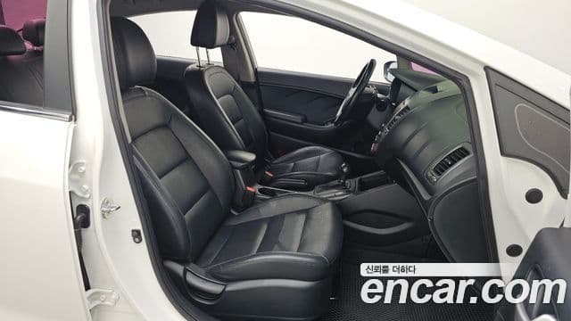 Kia K3 Trendy, 2014 11