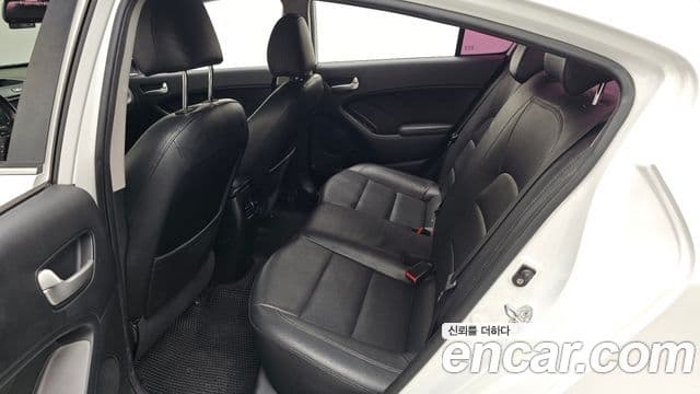 Kia K3 Trendy, 2014 12