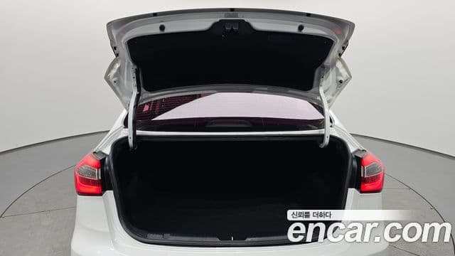 Kia K3 Trendy, 2014 20