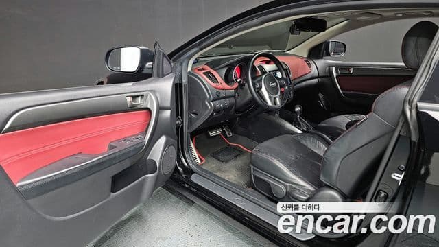 Kia Forte купе Prestige, 2011 10