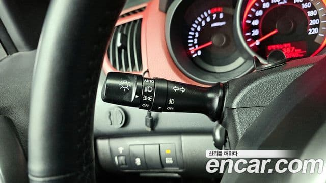 Kia Forte купе Prestige, 2011 18