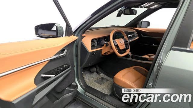 KG모빌리티(SsangYong) Torres T7, 2024 10