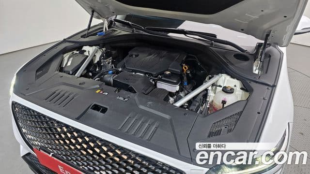 Genesis GV70, 2022 6