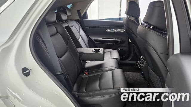 Genesis GV70, 2022 12