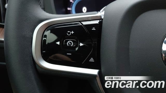 Volvo XC60 2세대 B5 Ultimate Bright, 2023 18