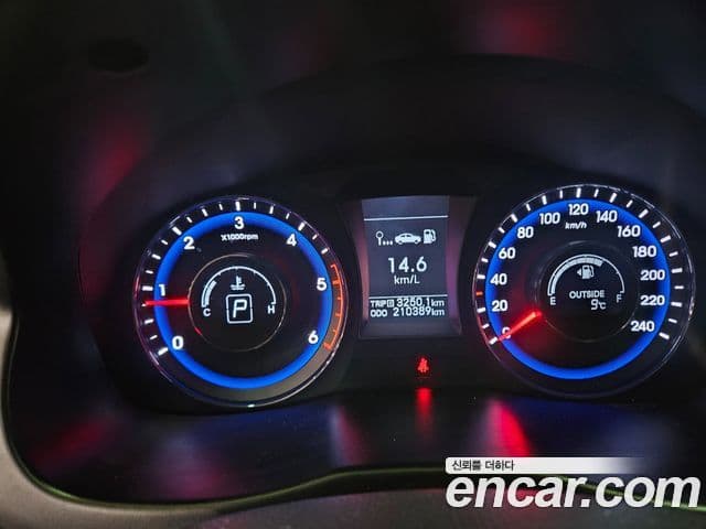 Hyundai i40 살룬 Smart, 2013 11