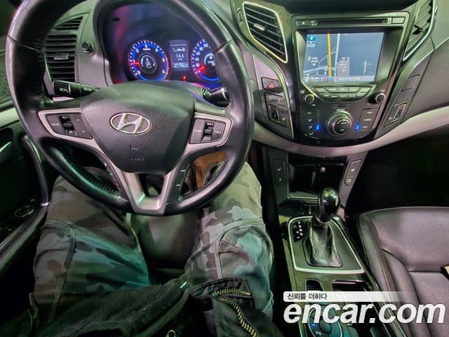 Hyundai i40 살룬 Smart, 2013 16