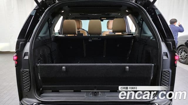 Land Rover Discovery 5 D300 Dynamic HSE, 2024 20