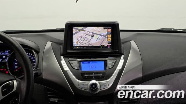 Hyundai Avante MD M16 GDI Deluxe, 2012 14