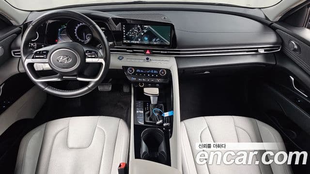 Hyundai Avante гибрид (CN7) Modern, 2022 7