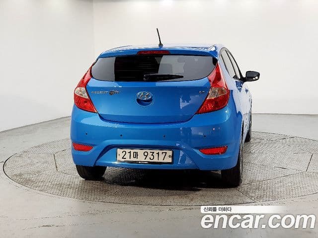 Hyundai Accent(новый кузов / новое поколение) Modern, 2018 4