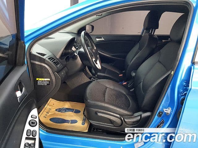 Hyundai Accent(новый кузов / новое поколение) Modern, 2018 10