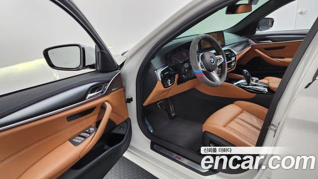 BMW 5시리즈 (G30) 520i M Sport, 2023 10