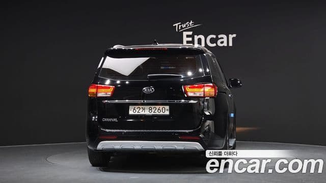 Kia The / новый New Carnival Special, 2019 4