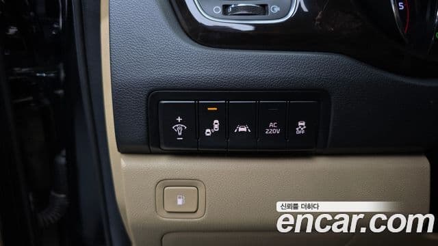 Kia The / новый New Carnival Special, 2019 16