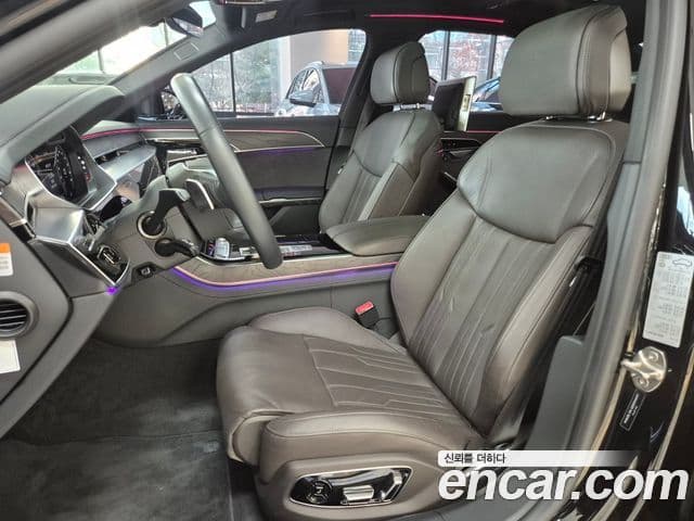 Audi A8 (D5) 55 TFSI Quattro Premium LWB, 2023 10