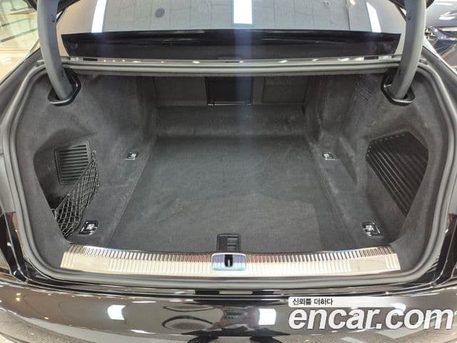 Audi A8 (D5) 55 TFSI Quattro Premium LWB, 2023 18