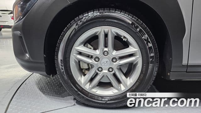 Hyundai The / новый New Kona Smart, 2023 все фото