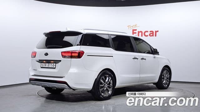 Kia All New Carnival Prestige, 2016 2