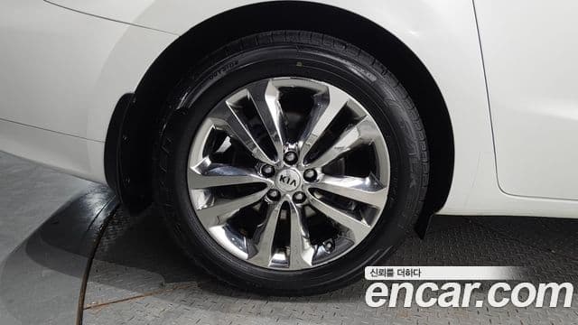 Kia All New Carnival Prestige, 2016 все фото