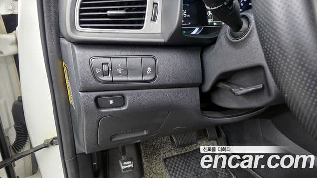 Kia Niro Luxury, 2017 16