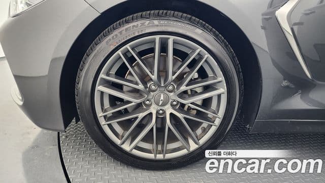 Genesis G70 Supreme, 2018 все фото