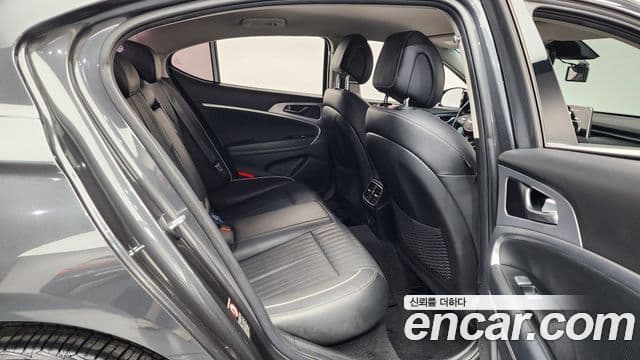 Genesis G70 Supreme, 2018 12