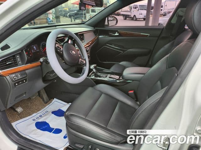 Kia All New K7 Deluxe, 2017 8