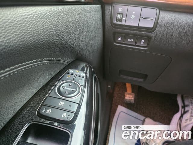 Kia All New K7 Deluxe, 2017 12