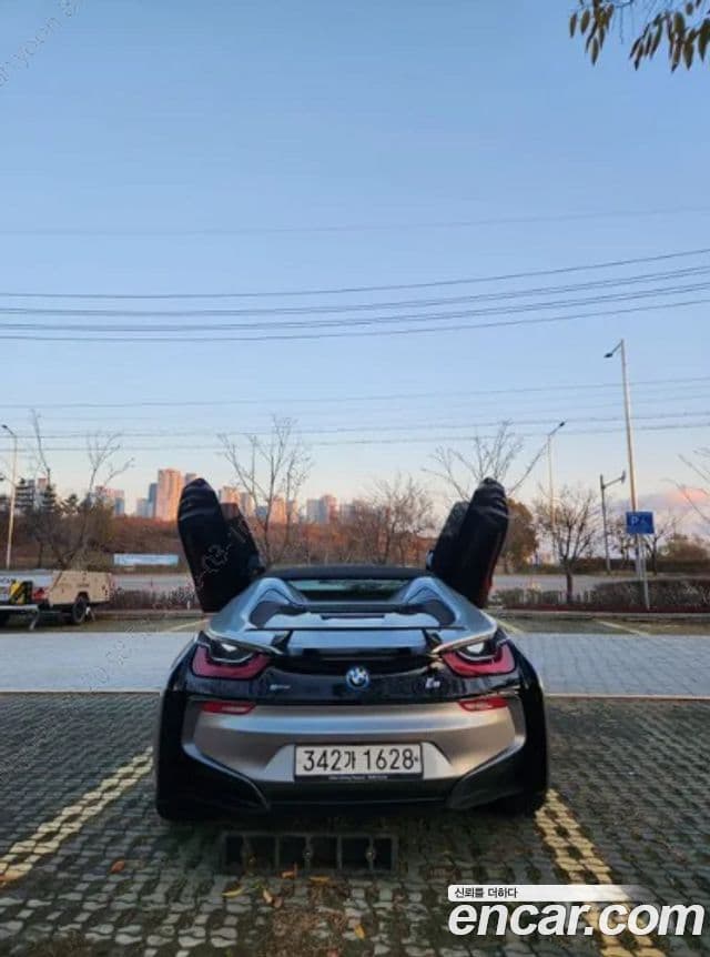BMW i8 Roadster, 2019 4