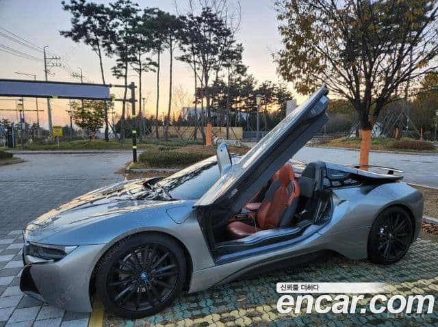 BMW i8 Roadster, 2019 9