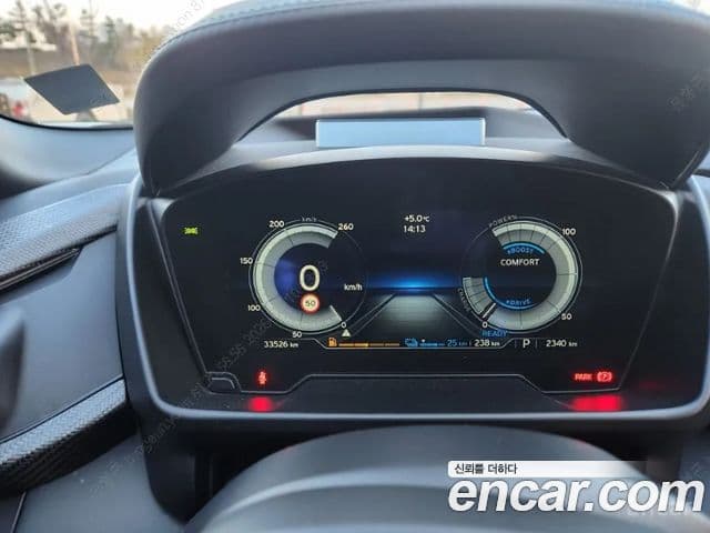 BMW i8 Roadster, 2019 10