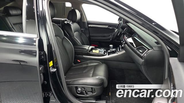 Genesis EQ900 Prestige, 2016 10