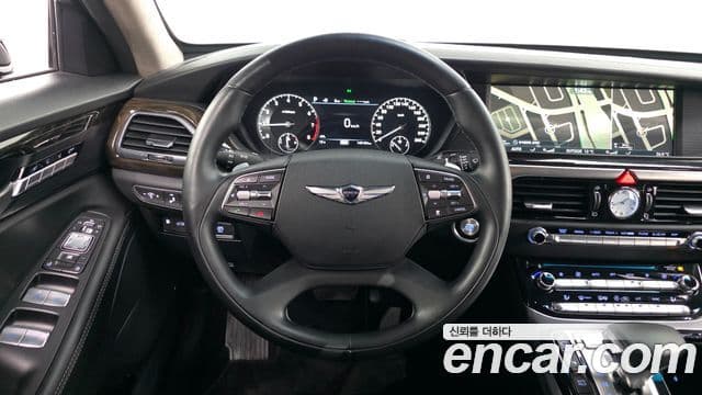 Genesis EQ900 Prestige, 2016 13