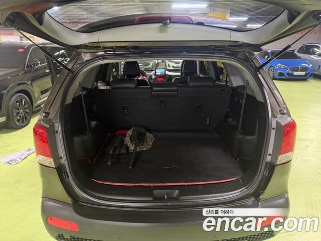 Kia Sorento R топовая версия, 2010 14