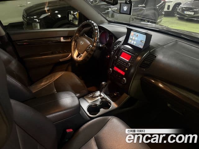Kia Sorento R топовая версия, 2010 17