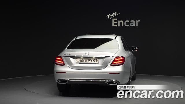 Mercedes-Benz E-класс W213 Avantgarde, 2020 4
