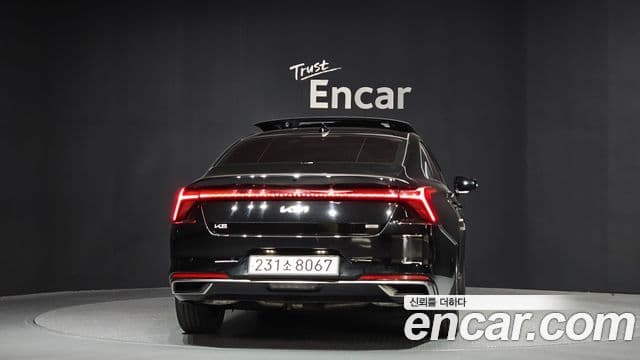 Kia K8 гибрид Signature, 2022 4