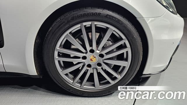 Porsche Panamera (971), 2018 все фото