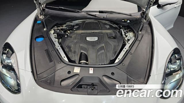 Porsche Panamera (971), 2018 6