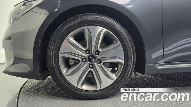 Kia K5 гибрид 2세대 Special, 2018 все фото