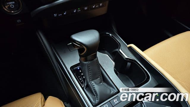 Lexus ES300h 7세대 Executive, 2026 9