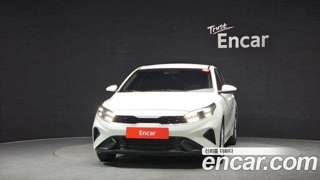 Kia The / новый New K3 2세대 Trendy, 2022 3